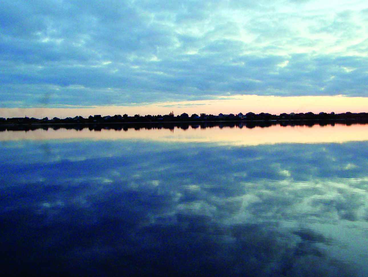 Изображение Сумерки на реке Варзуге. Фото автора. 