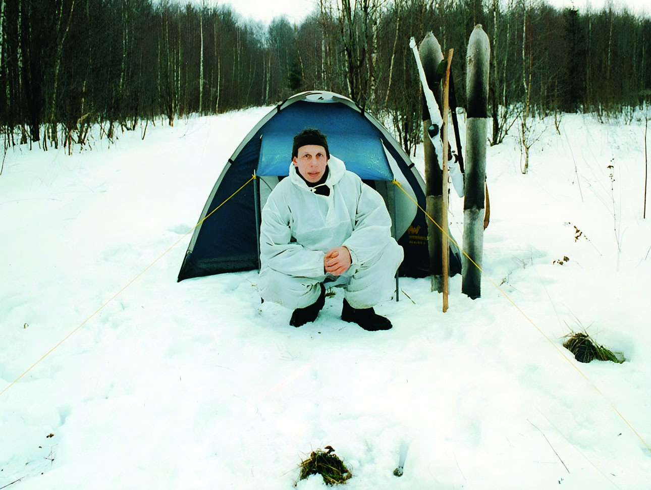 Изображение Зимой теплая одежда и хороший спальный мешок играют решающую роль, тем более если приходится ночевать в снегу. Фото автора. 